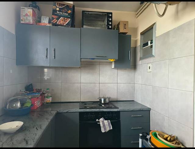 2 BEDROOM APARTMENT FOR SALE IN GOODWOOD CENTRAL